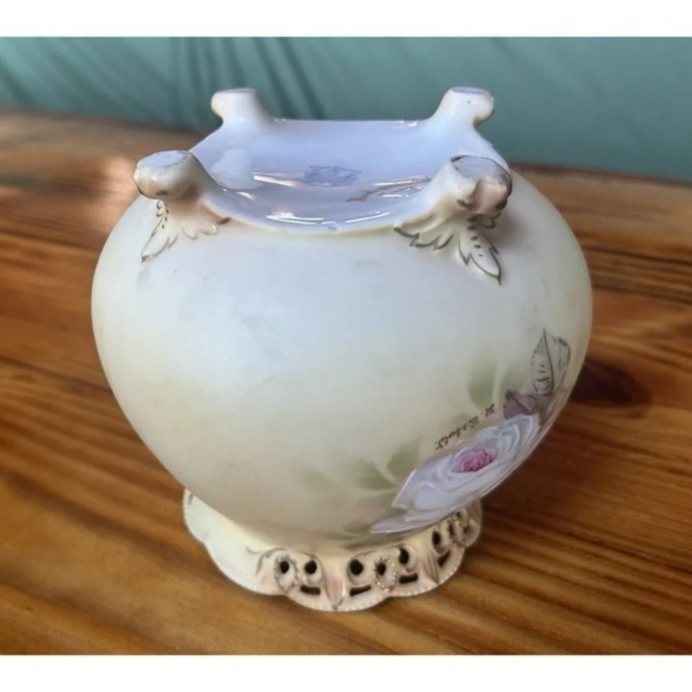 Antique Royal Bayreuth Hand Painted Ivory Artist H Liebold Signed Footed Vase‎